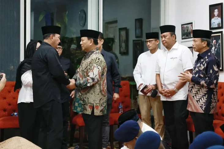 Menhan Prabowo Takziyah...