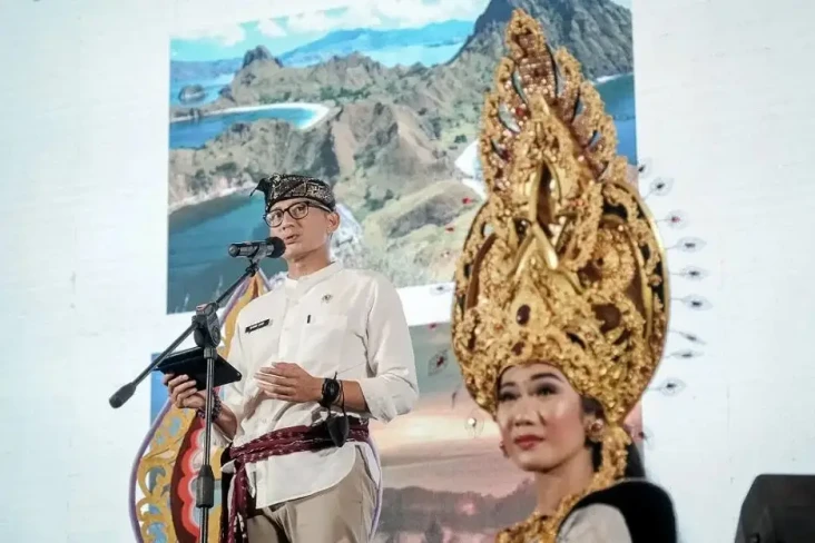 Sandiaga Sebut Kedatangan...