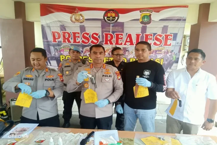 Pegawai Minimarket Gagalkan...
