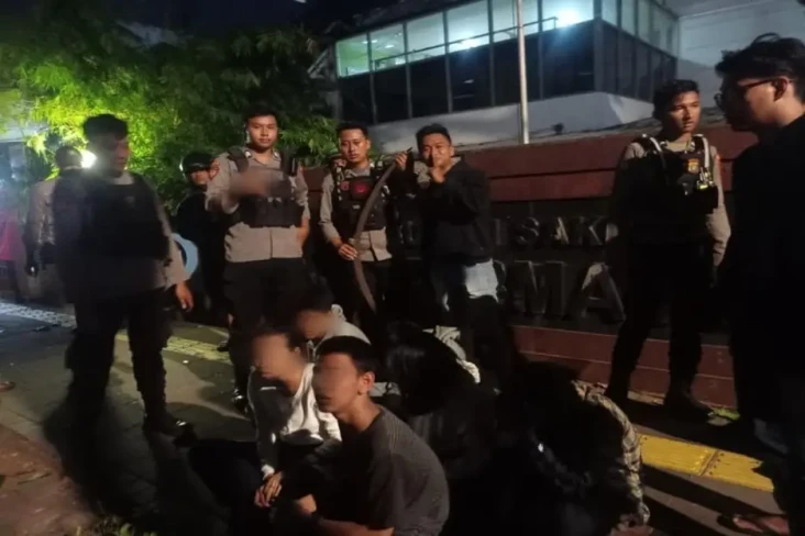 Diduga Hendak Tawuran,...