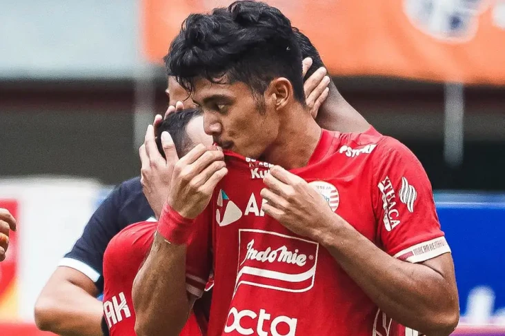 Hasil Liga 1 2022/2023:...