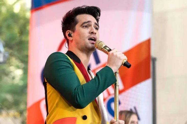 6 Lagu Panic! at the...