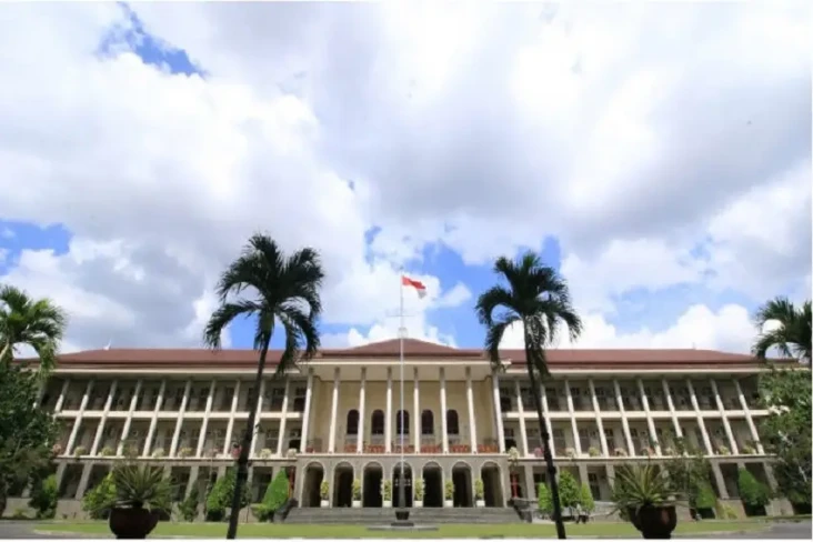 906 Mahasiswa Pascasarjana...