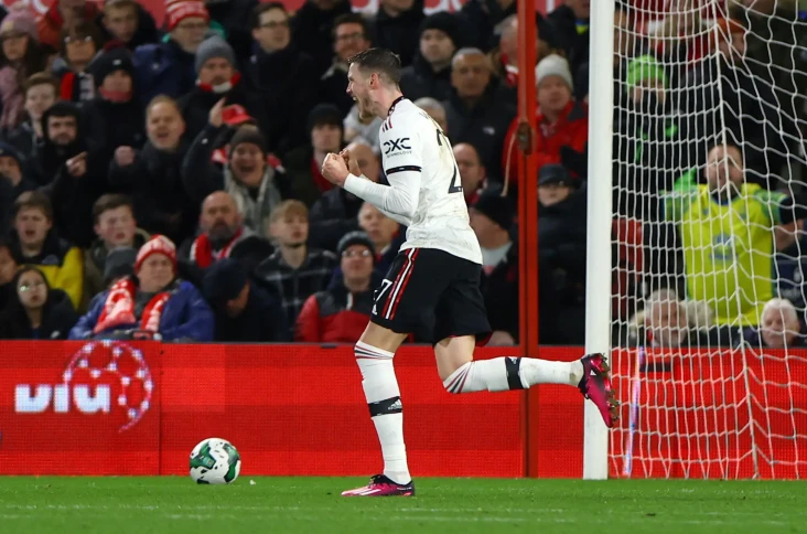 Wout Weghorst Puas Cetak...