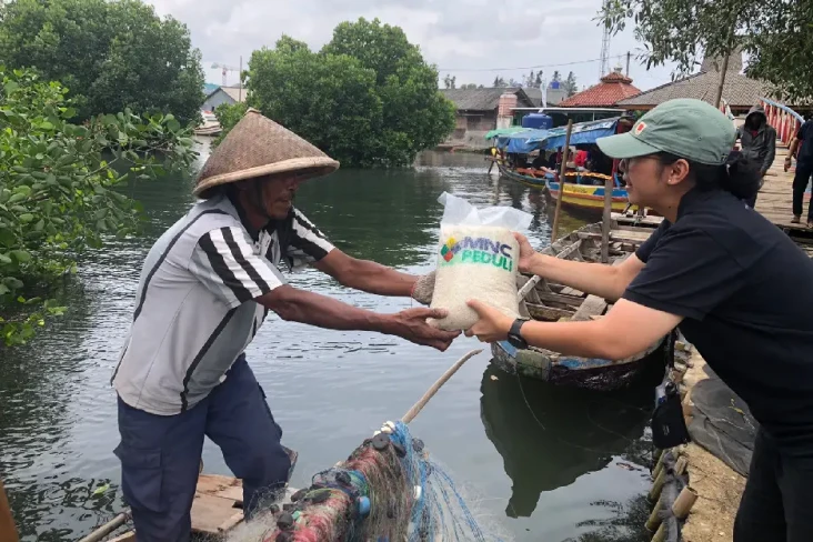 Dapat Bantuan Beras,...