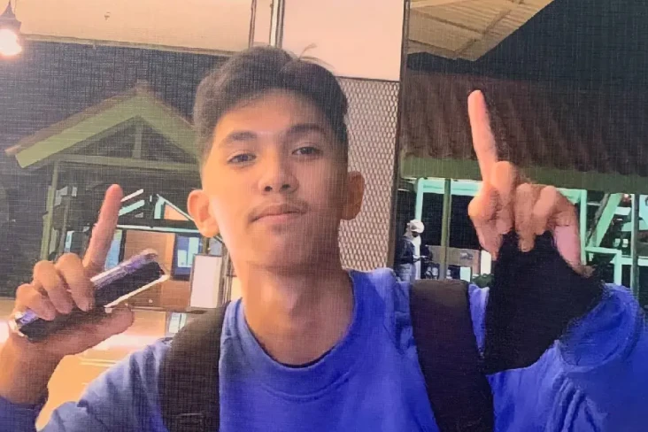Mahasiswa UI Tewas Ditabrak...
