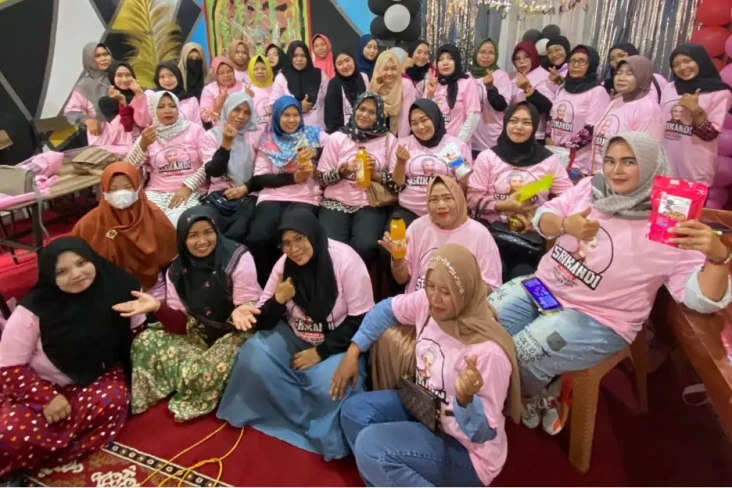 Srikandi Ganjar Kalteng...