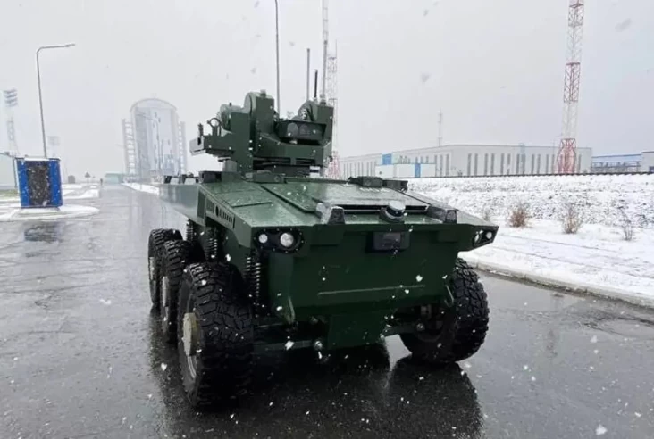 Rusia Luncurkan Robot...