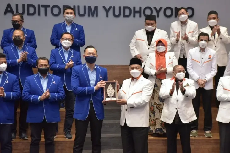 Nasdem Kunjungi Gerindra-PKB,...