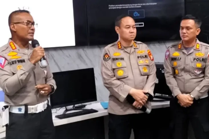 Kronologi Lengkap Kecelakaan...
