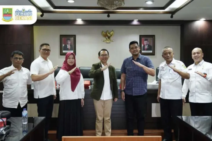 Bertemu Menantu Presiden...