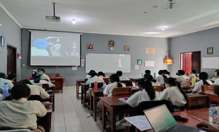 Festival Literasi Denpasar...