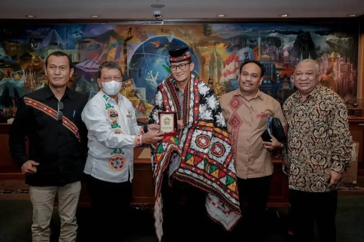 Efektif Bangkitkan Ekonomi,...