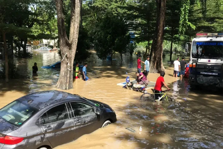 Banjir di Malaysia Kian...