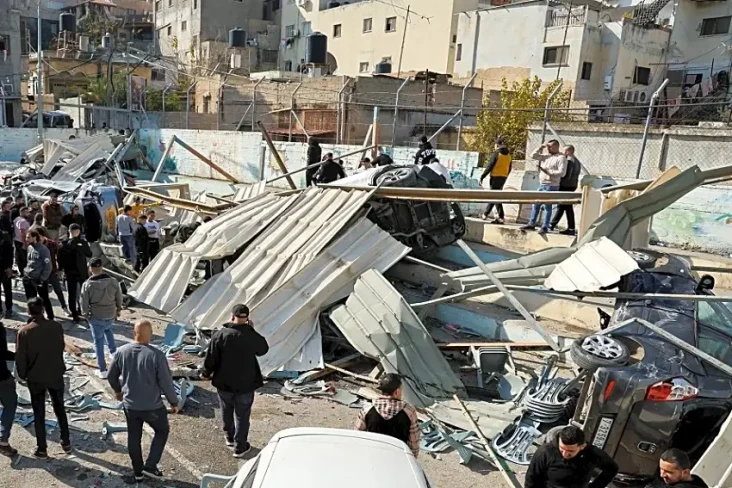 Memanas, 2 Roket Gaza...