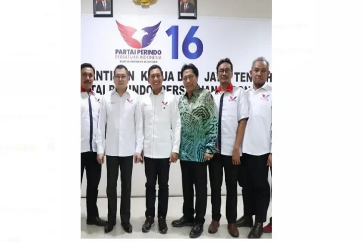 Eks Dirut Perum Perhutani...