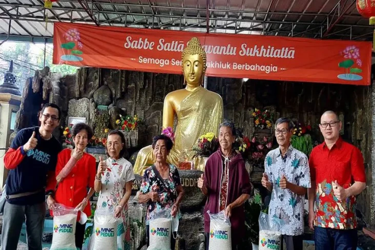 Rayakan Imlek, MNC Peduli...