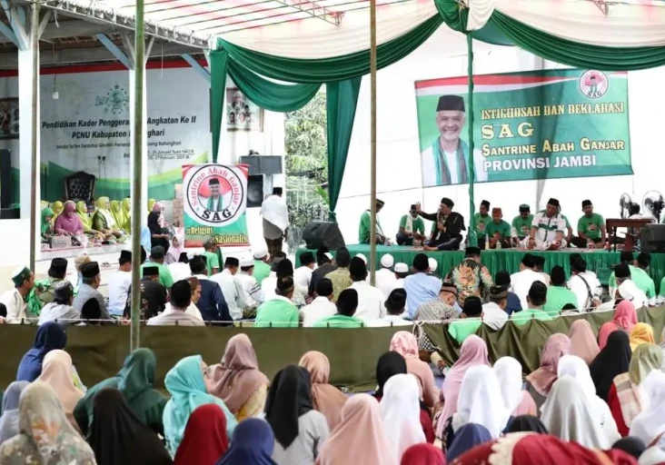 Santrine Abah Ganjar...