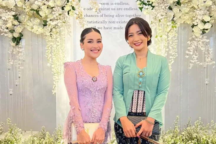 Demi Tampil Cantik di...