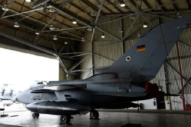 Ukraina Minta Jet Tempur...