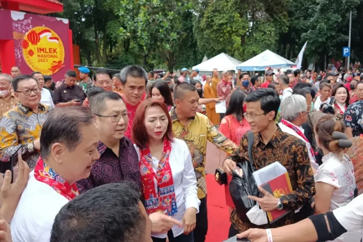 Hadiri Imlek Nasional...