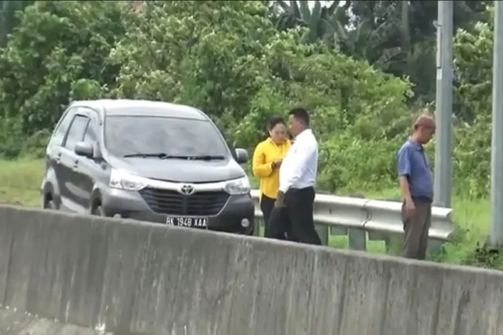 Polisi Buru Sopir Angkutan...