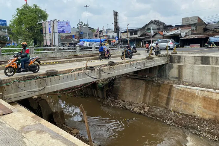 Kontrak Berakhir Kemarin,...