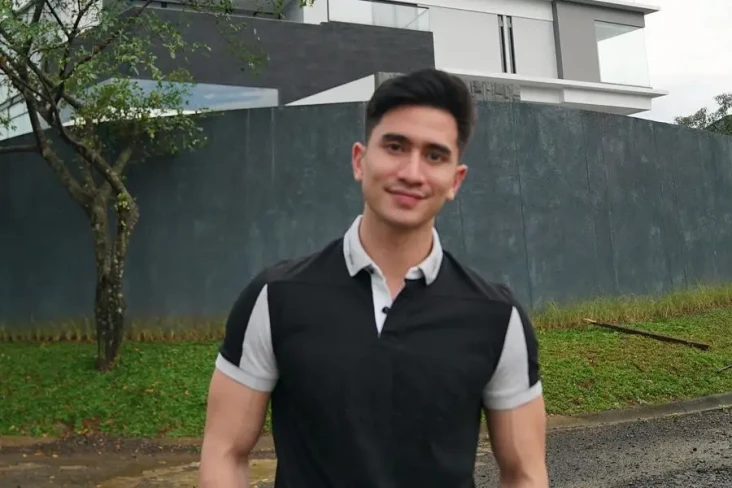 5 Artis Indonesia yang...