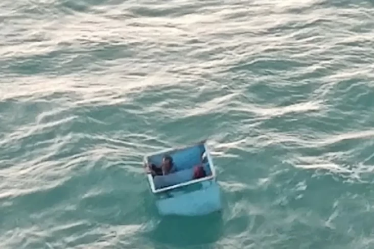 Nelayan Bintan yang...