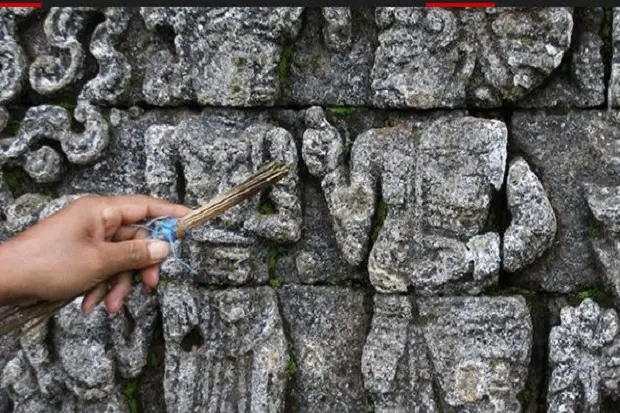 Misteri Candi Kagenengan,...