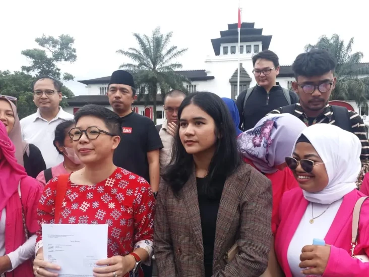 Orang Tua Siswa Geruduk...