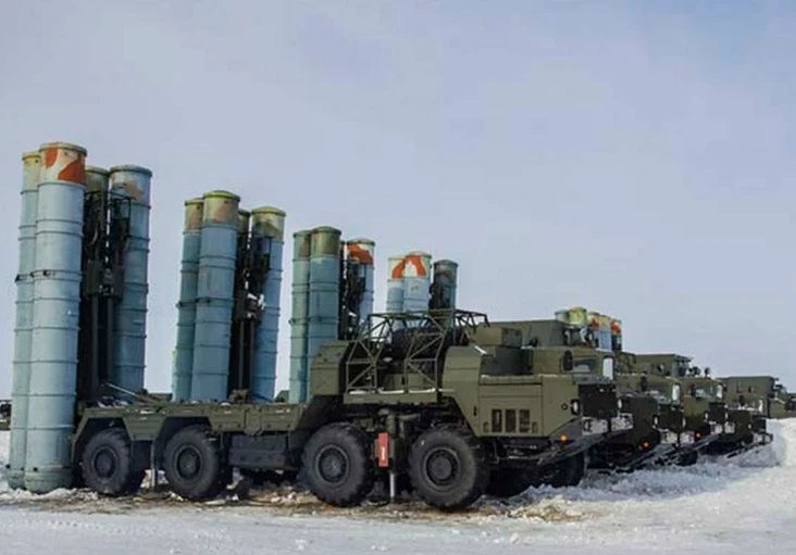 S-400 Rudal Rusia yang...