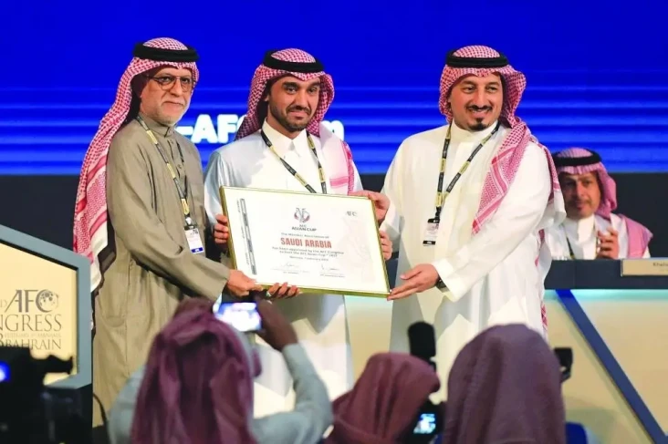 Arab Saudi Tuan Rumah...