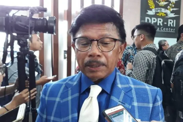 Menkominfo Kuasa Pengguna...