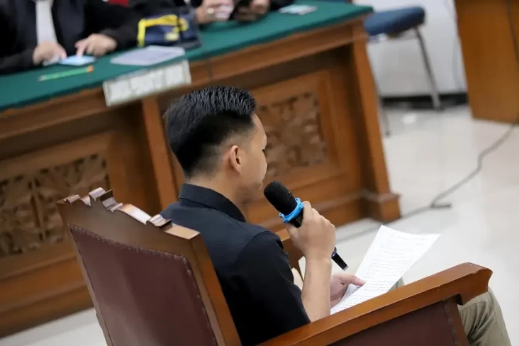 Pengacara Bharada E...