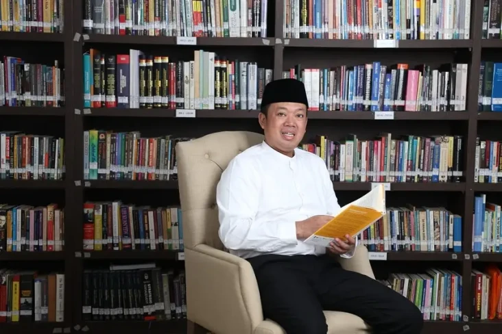 Baliho Erick Thohir...