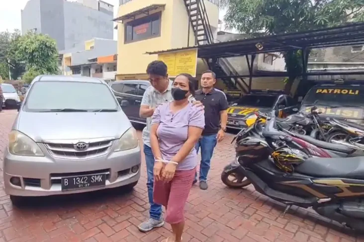 Alasan Himpitan Ekonomi,...