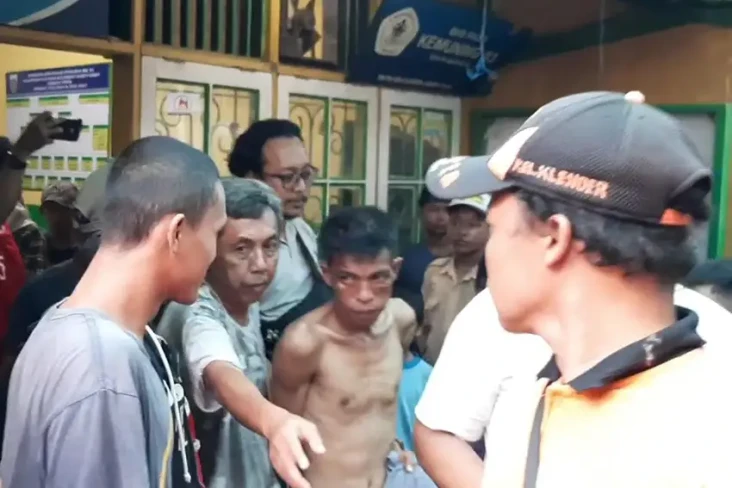 Tertangkap Basah Mencuri,...