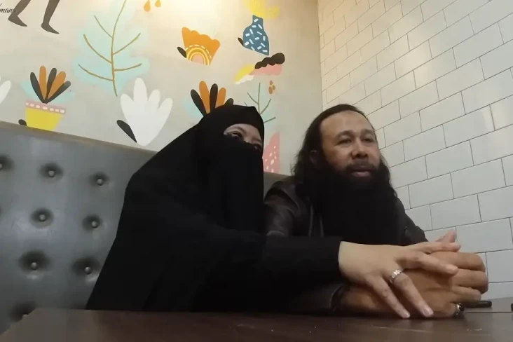 Peggy Melati Sukma Resmi...