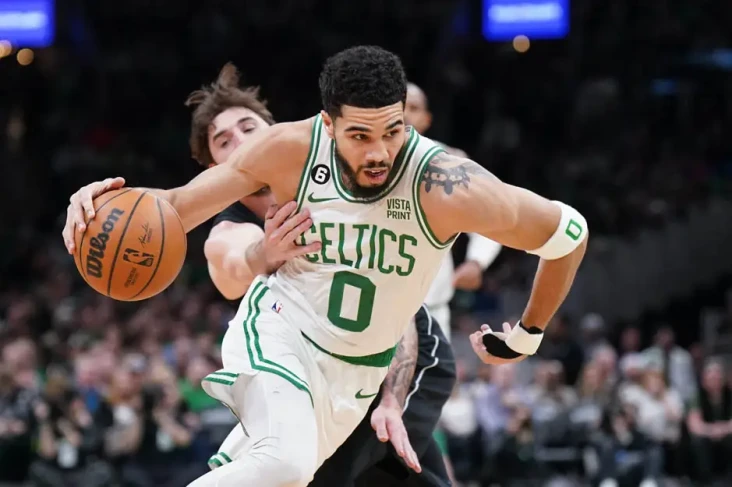 Hasil NBA 2022/2023:...