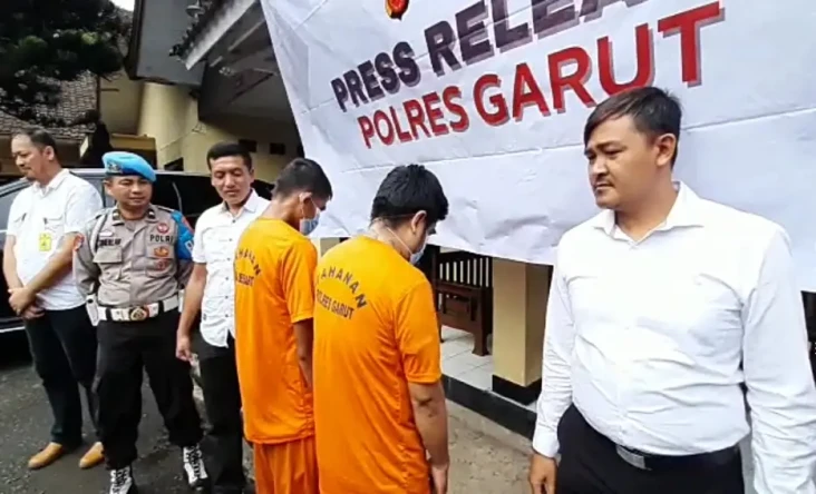Polisi Tangkap Pencuri...