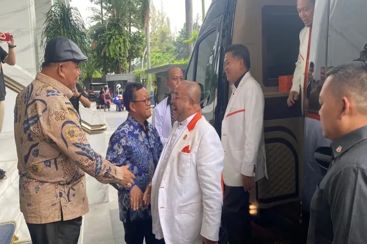 Temui Surya Paloh, PKS...