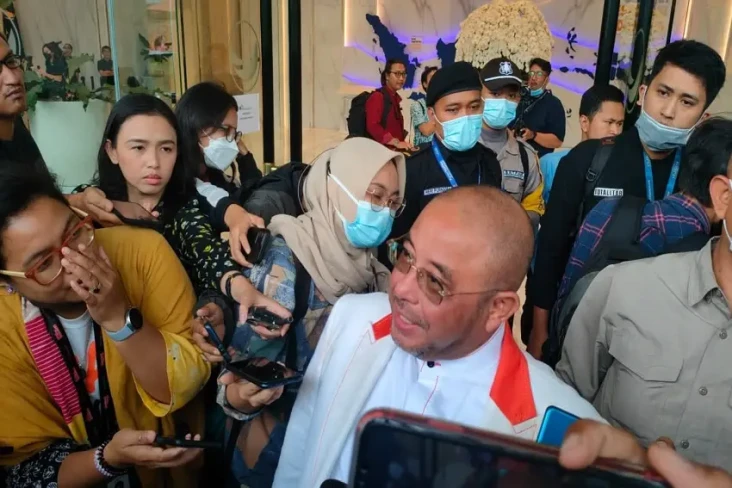 Usai Temui Surya Paloh,...