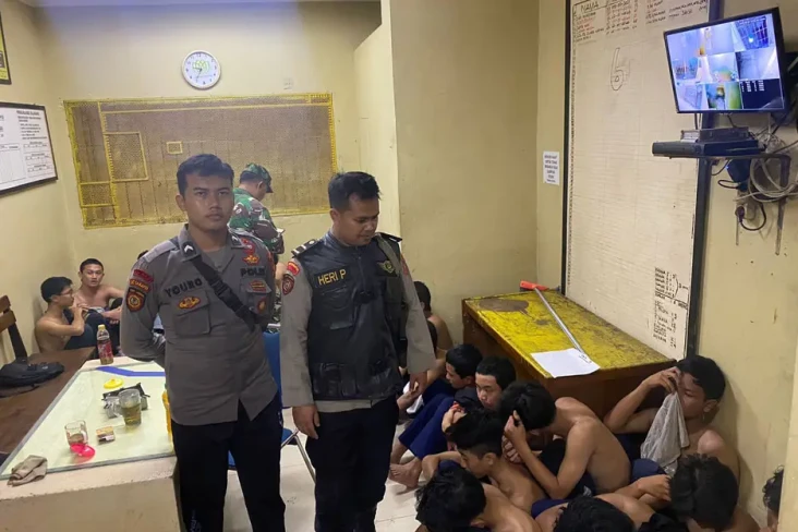 Ditangkap Polisi di...