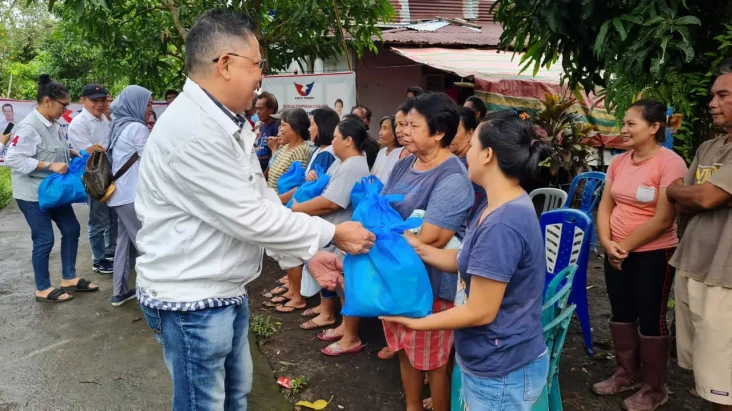 Partai Perindo Berikan...