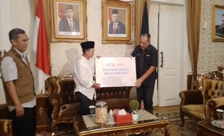 Bantu Sektor Pendidikan...