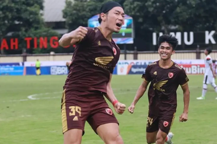 Hasil Liga 1 2022/2023:...