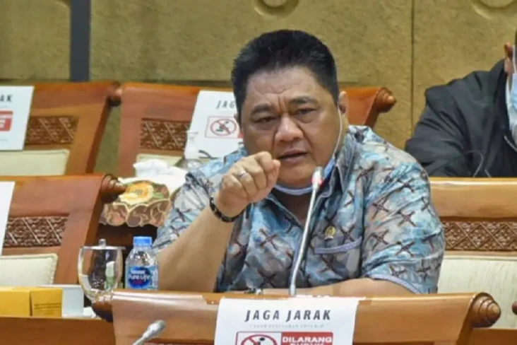 Dorong Megawati Turun...