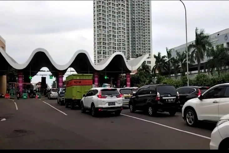 Hari Pertama Masuk Ancol...