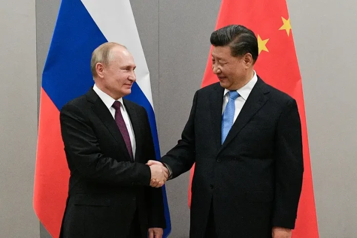 Rusia dan China Semakin...